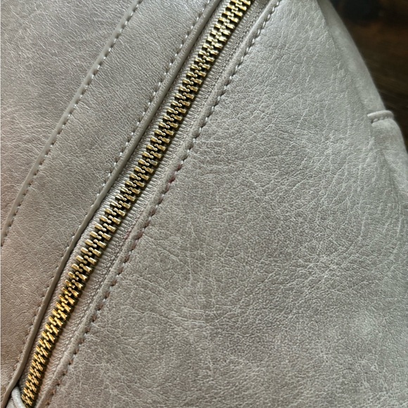 Crossbody purse light gray - Picture 3 of 10